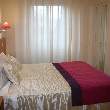 Estrela Dos Anjos Pensionat 3*